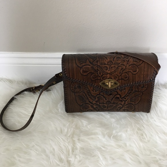 JOO KAY Handbags - JOO KAY Leather Purse